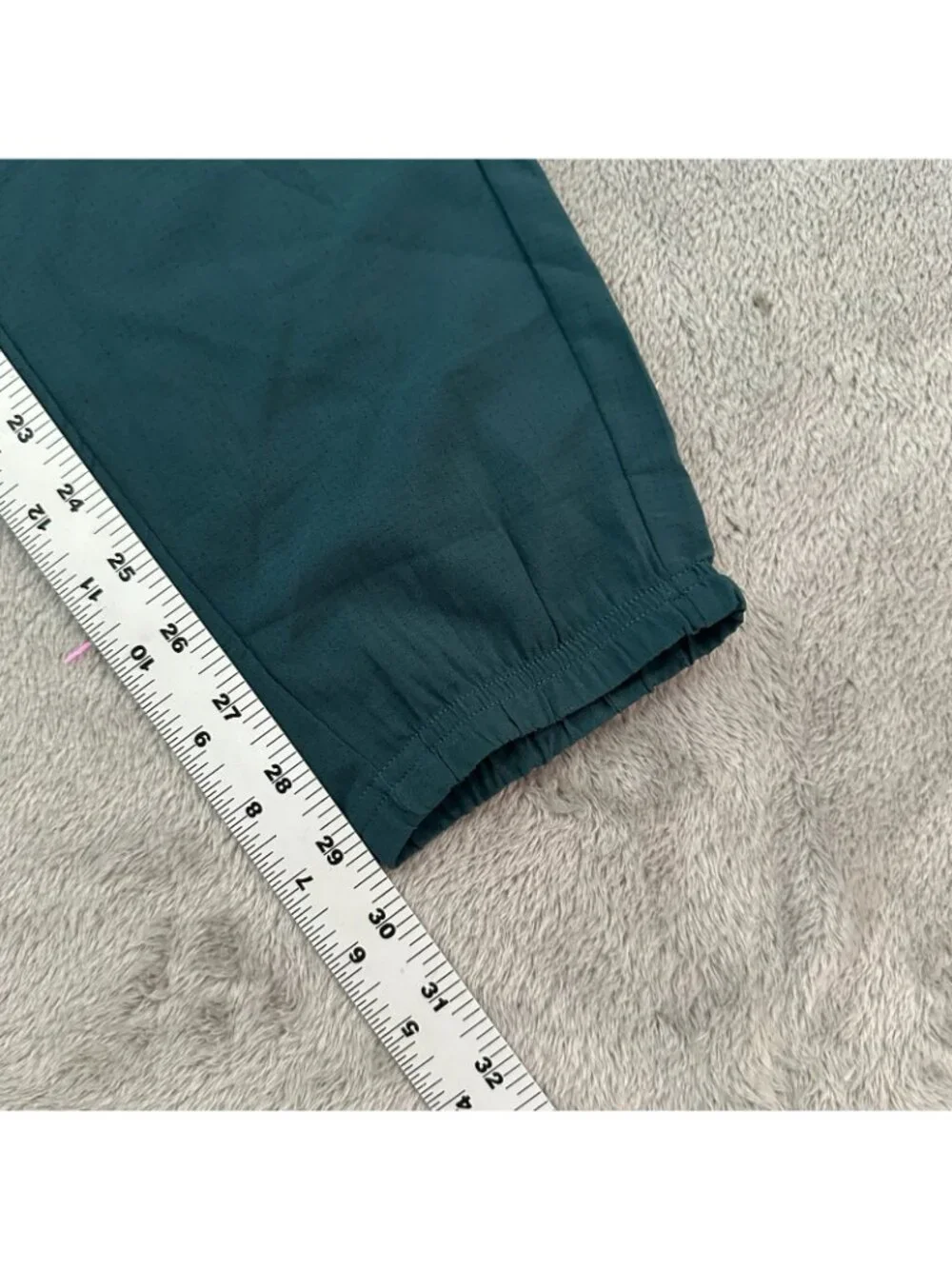 NWT Oiselle Benjamina Joggers Pull On Pants Womens MEDIUM Juniper Green - Picture 6 of 7